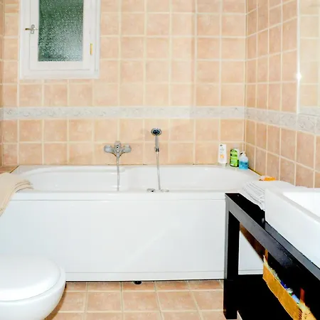 Aesthetic Delight - Stone In Villa