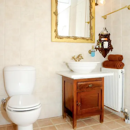 Aesthetic Delight - Stone In Villa